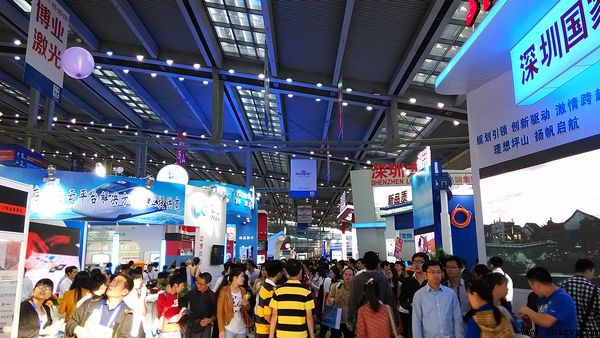 ŷ���μӵ�ʮ������ڸ߽���