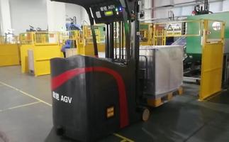 �泵ʽAGV�þ���ϵͳ