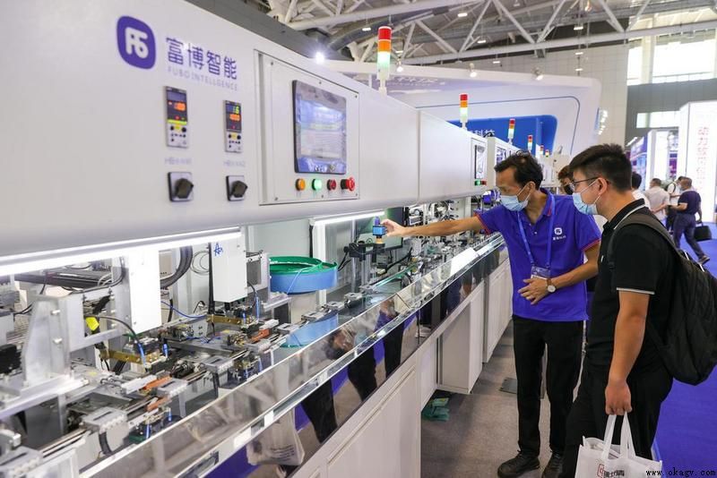 ����Ƶ��1085����ҵ�������ڹ�ҵչ��Ϊ��˫������ͨ�µ㡢����